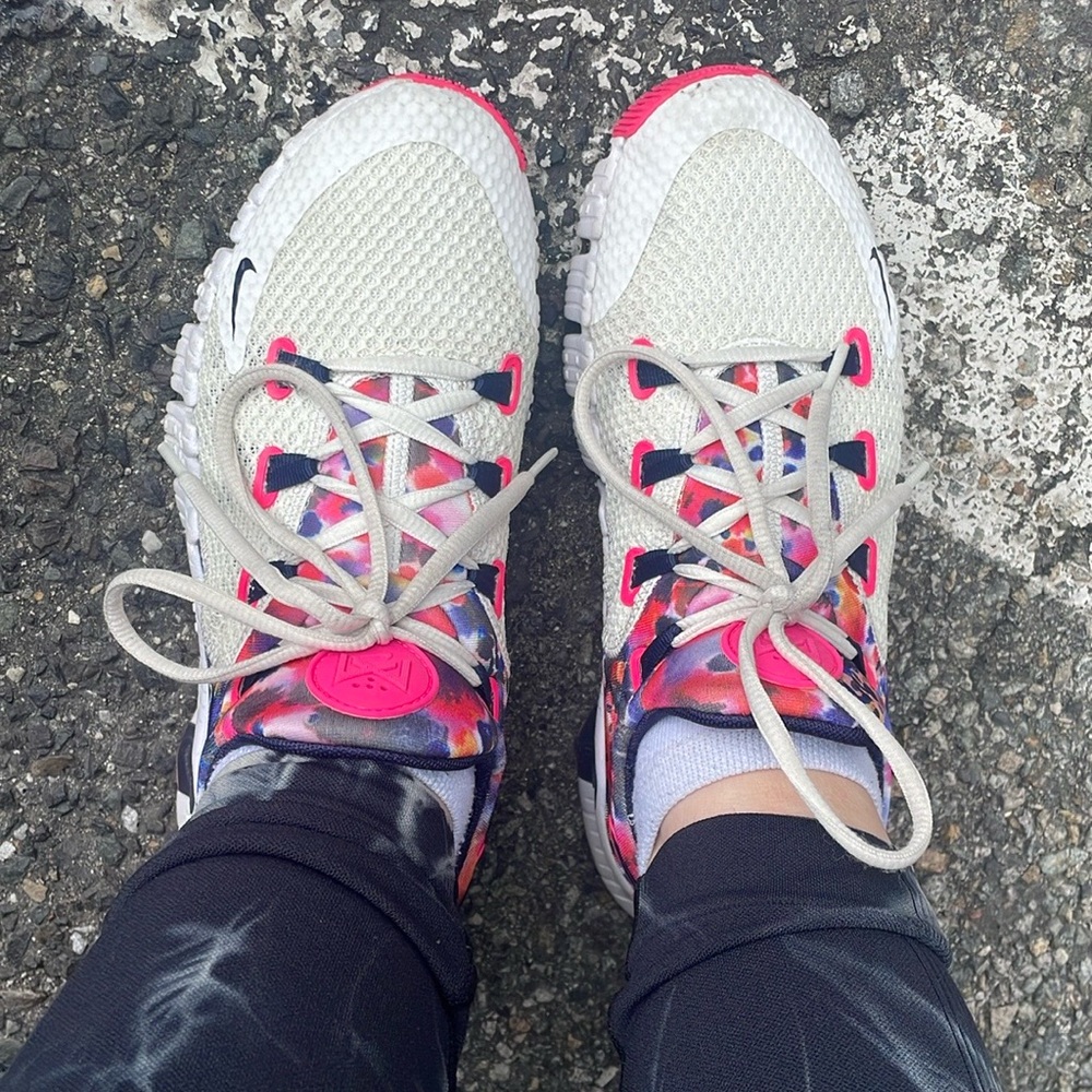 Metcom size 8 women’s sneakers